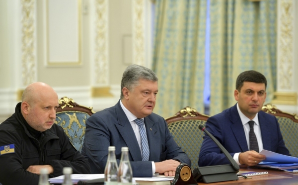 Президент скасував воєнний стан, запроваджений в окремих областях