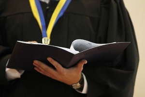 Під час вирішення тотожних спорів суди мають враховувати лише останню позицію Великої Палати